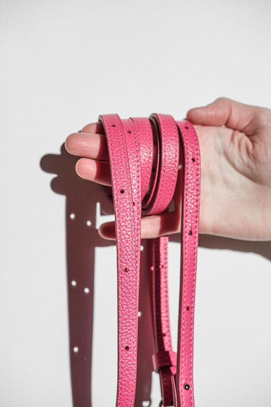 Shoulder + waist straps 1.2 cm in fuchsia colour