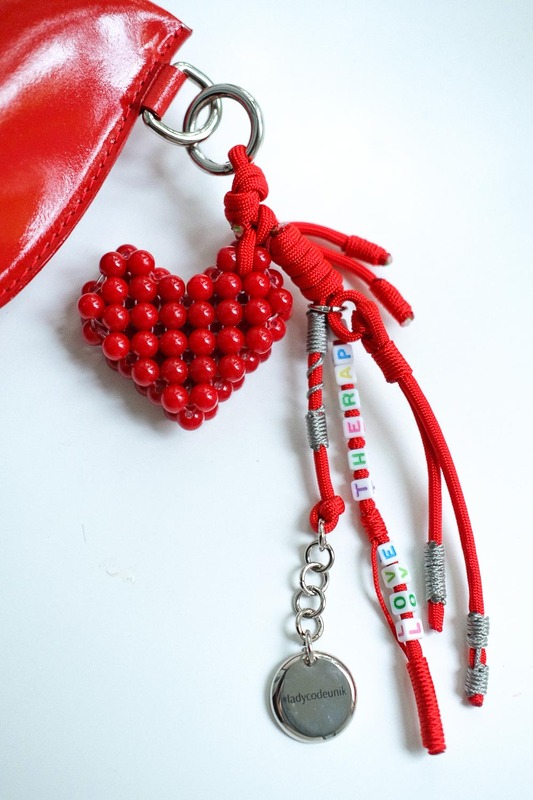 Pendant charm for handbag "Love therapy"