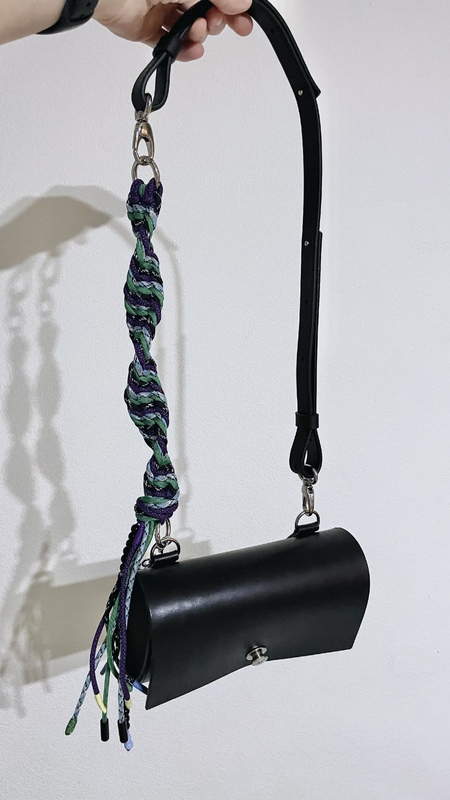 Short bag handle